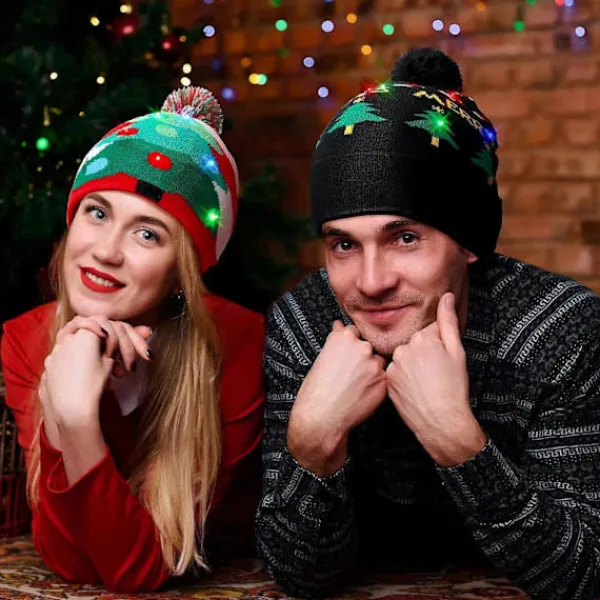 04 NY LED Julhatt Kreativ Blinkande LED-Ljus Stickad Hatt Snögubbe Vinter Varm Färg Stickad Mössa Julklapp> Huvudbonader