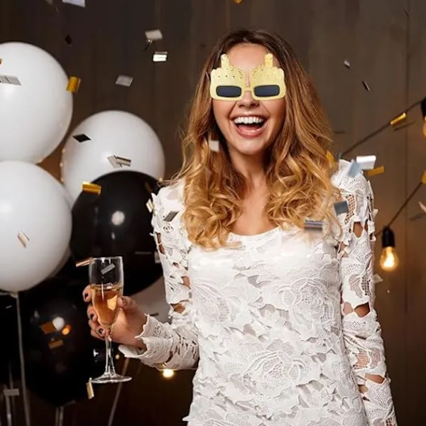 2 st Partysolglasögon med fingerpartyrekvisita Roliga glasögon Roliga glasögon Hipster solglasögon Vuxna barn fest Fancy dress kostymtillbehör> Tillbehör