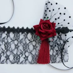 NeunWolken Röd spetsmask med slöja för cosplay, bal, halloween och dansfest><noscript><img width=