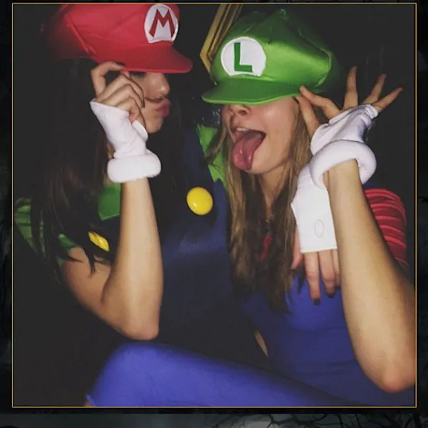 Super Mario Bros. Luigi Cartoon Cosplay Hatt Klassisk Leksak Anime Figur Halloween Roliga Kläder Unisex Barn Vuxen Hatt Röd och Grön> Huvudbonader